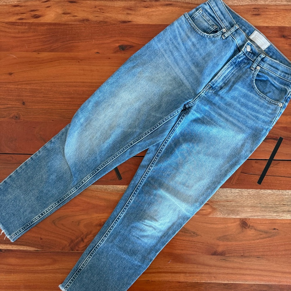 Everlane Women's Straight Leg Jeans in Blue